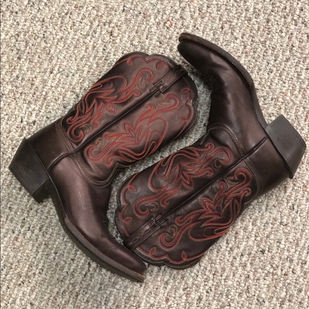 Ariat Women’s Legend Cowboy Boots
